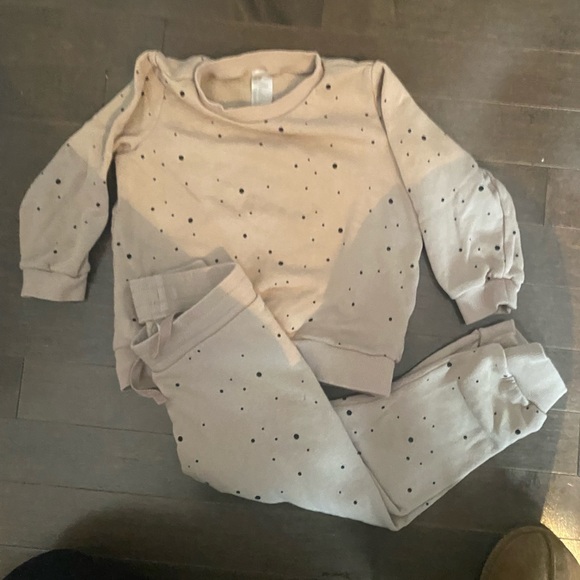 H&M sets size 4-5 - Picture 11 of 14